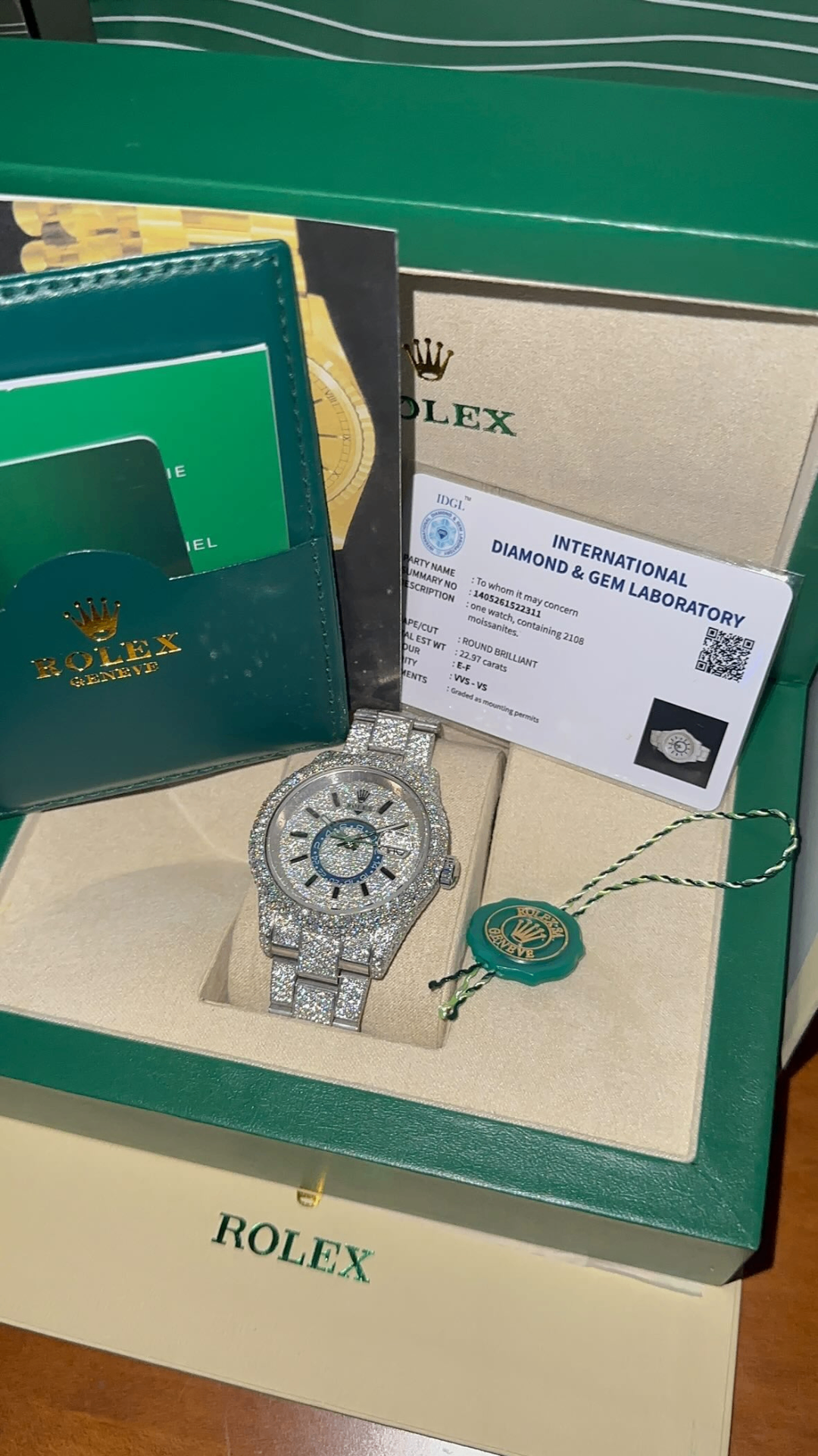 Rolex ICED OUT — מגיע בקופסה מקורית עם תעודה